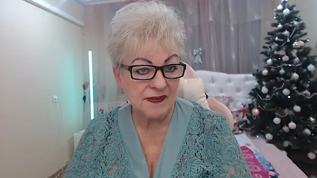 KayleSmoll's cam snapshot