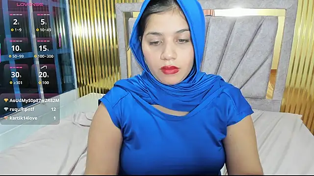 Amyra_Rasi's cam snapshot