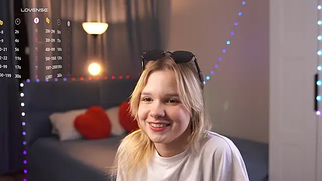 PhillisEsplin's cam snapshot