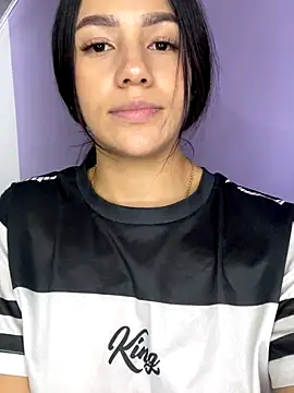 Marianahb-e's cam snapshot