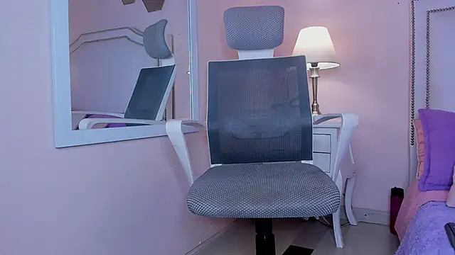 KIMAPRIL's cam snapshot