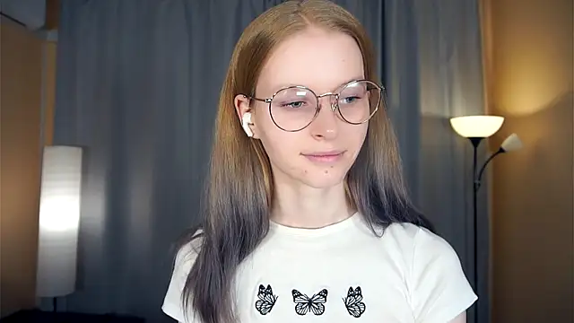 ToyaPletz's cam snapshot