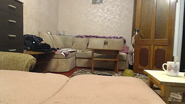 Amy_August's cam snapshot