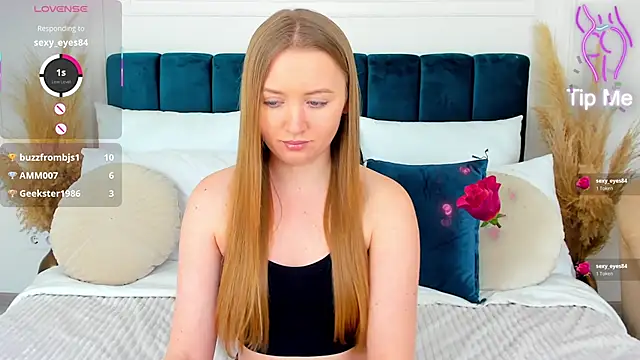 ChloeSug's cam snapshot