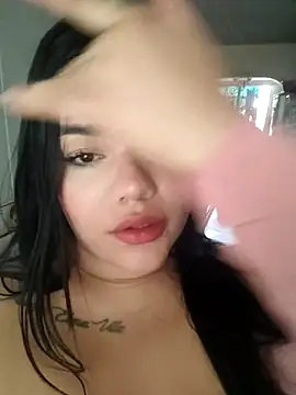 nikki_grey's web cam