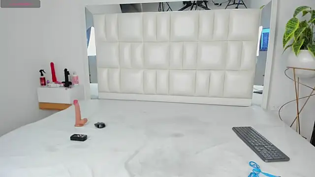 Alhana_pulido's cam snapshot