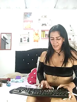 la_gatabk_'s cam snapshot