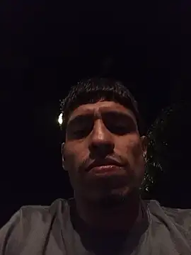 IsaXander743's cam snapshot