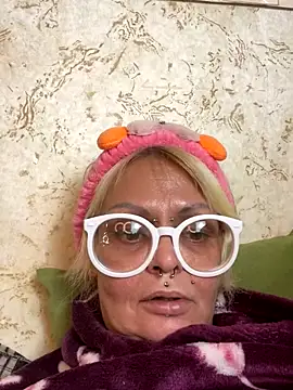 Gardener_of_Illusions's cam snapshot