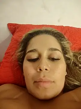 LaurenWelly_'s cam snapshot