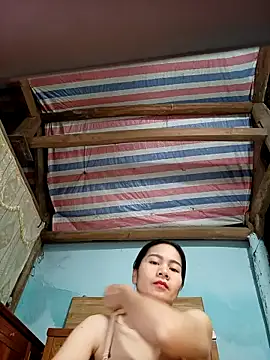 Hotgirl_2zz's cam snapshot