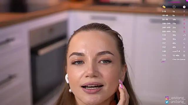 anitaraj_'s cam snapshot