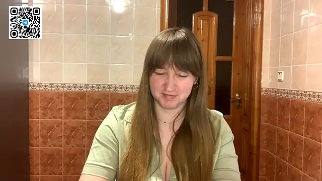 MaroonMoon_'s cam snapshot