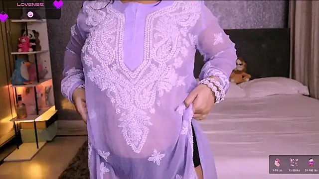 Khaleesiiii's cam snapshot