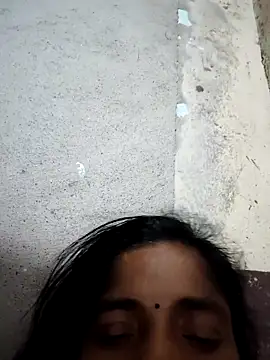 Gautami-telugu's cam snapshot