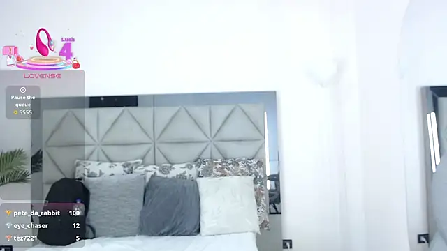 miaarodriguez1_'s web cam