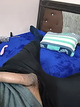 Divya_Bharti's cam snapshot