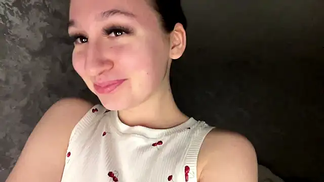 SofiYong's cam snapshot