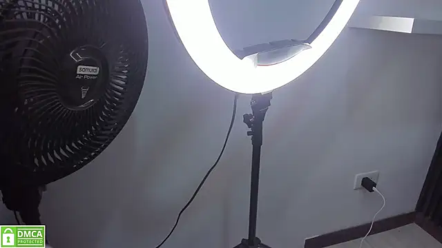 Ava_Bonny's cam snapshot