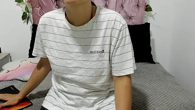 ivy_moon05's cam snapshot