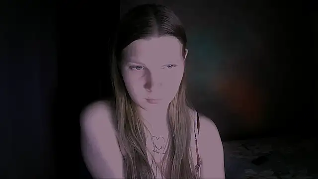 nelli_lux_'s cam snapshot