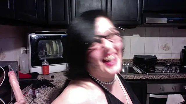 milfmilfvale's web cam