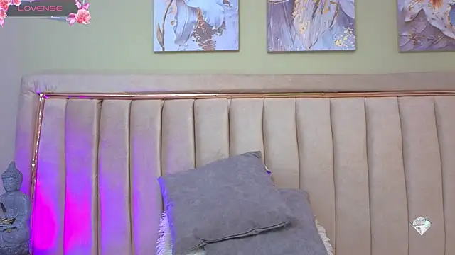 Esmeralda_Candy's cam snapshot