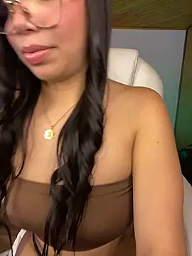 Maddy_Piink's cam snapshot