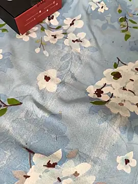 paro22_sex's cam snapshot