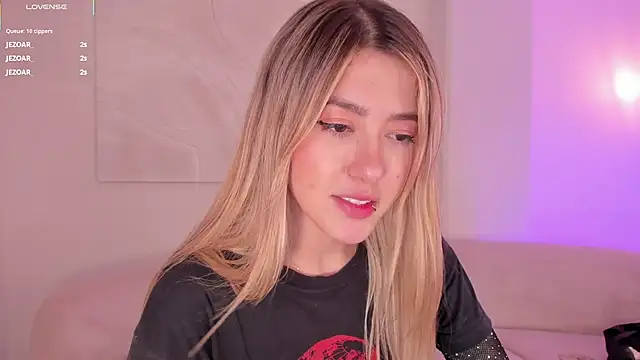 EveBensonX's cam snapshot