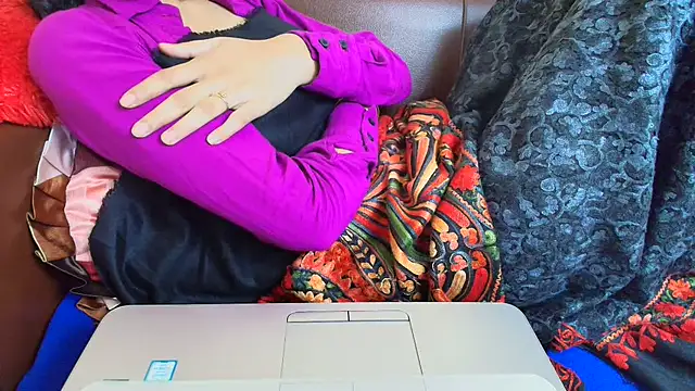 Sreya_'s cam snapshot