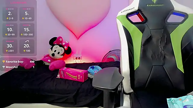 Mishell_hot_'s cam snapshot