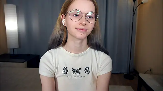 ToyaPletz's cam snapshot