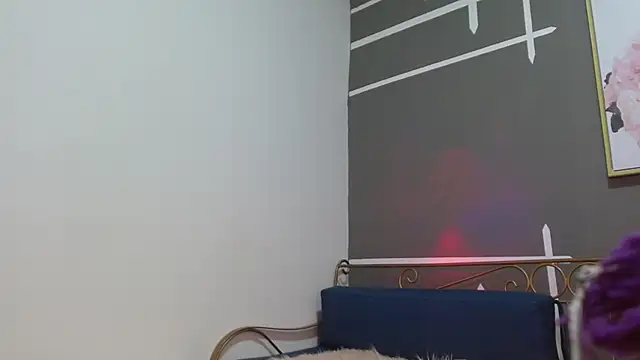 Ey_im_simone's cam snapshot