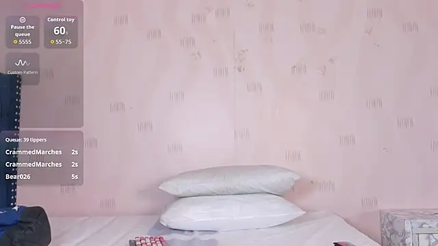 littleebonymommy's cam snapshot