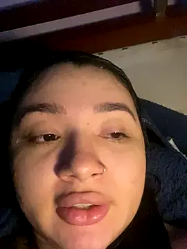 QueenYumi live sex cam