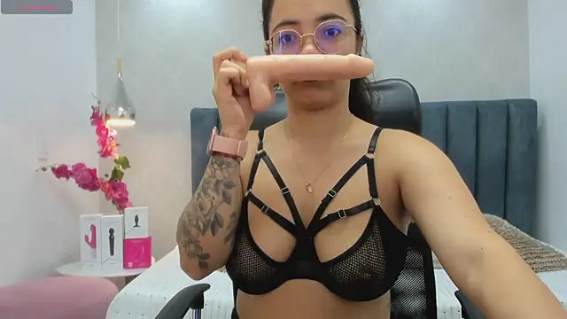 Sasha_Grace's cam snapshot