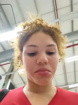 SirenRouge_69's cam snapshot