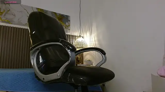 Dyla_n18's cam snapshot