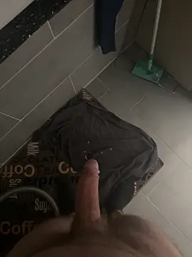 BobMeinster's cam snapshot