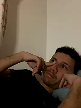 Michaell_Spinelly's cam snapshot