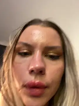 MistressMommyKate's cam snapshot