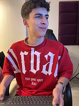 AdrianRinaldi's cam snapshot