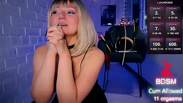 Sandralawrence live sex cam