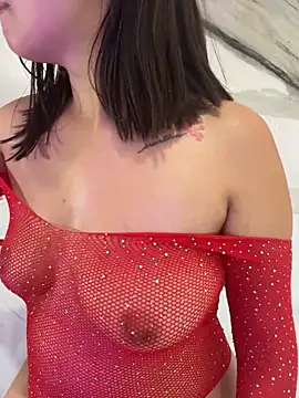 thamiina_'s cam snapshot