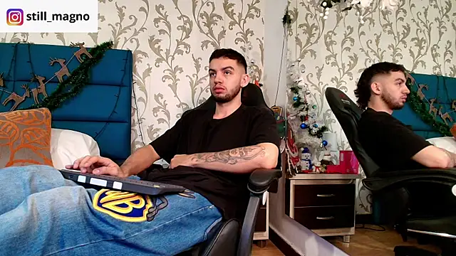 Michael_magno live sex cam