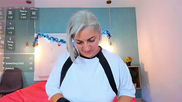 Heidy_milf's cam snapshot