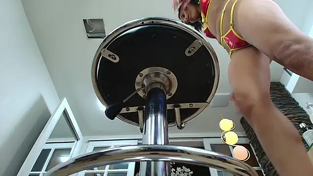 miss_collins's cam snapshot