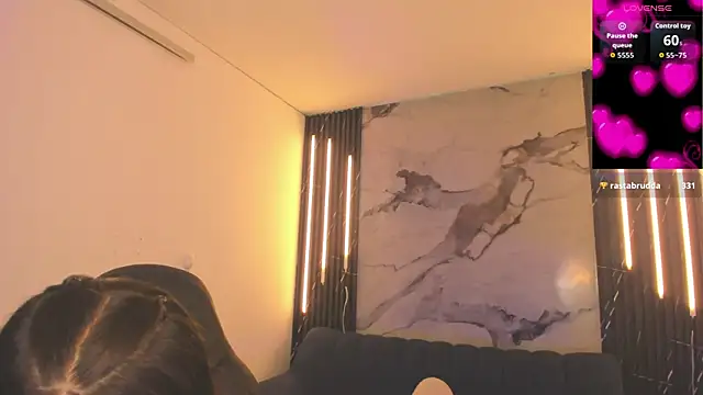 melany_heaven's cam snapshot