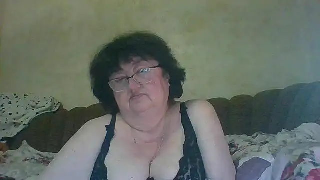 MilaSky5303's cam snapshot